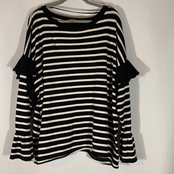 Cupio Curvy Black & White Striped Sweater with Ruffled Sleeves - Picture 1 of 7